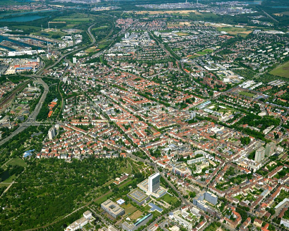 Luftbild Weststadt - Stadtzentrum im Innenstadtbereich in Weststadt im Bundesland Baden-Württemberg, Deutschland