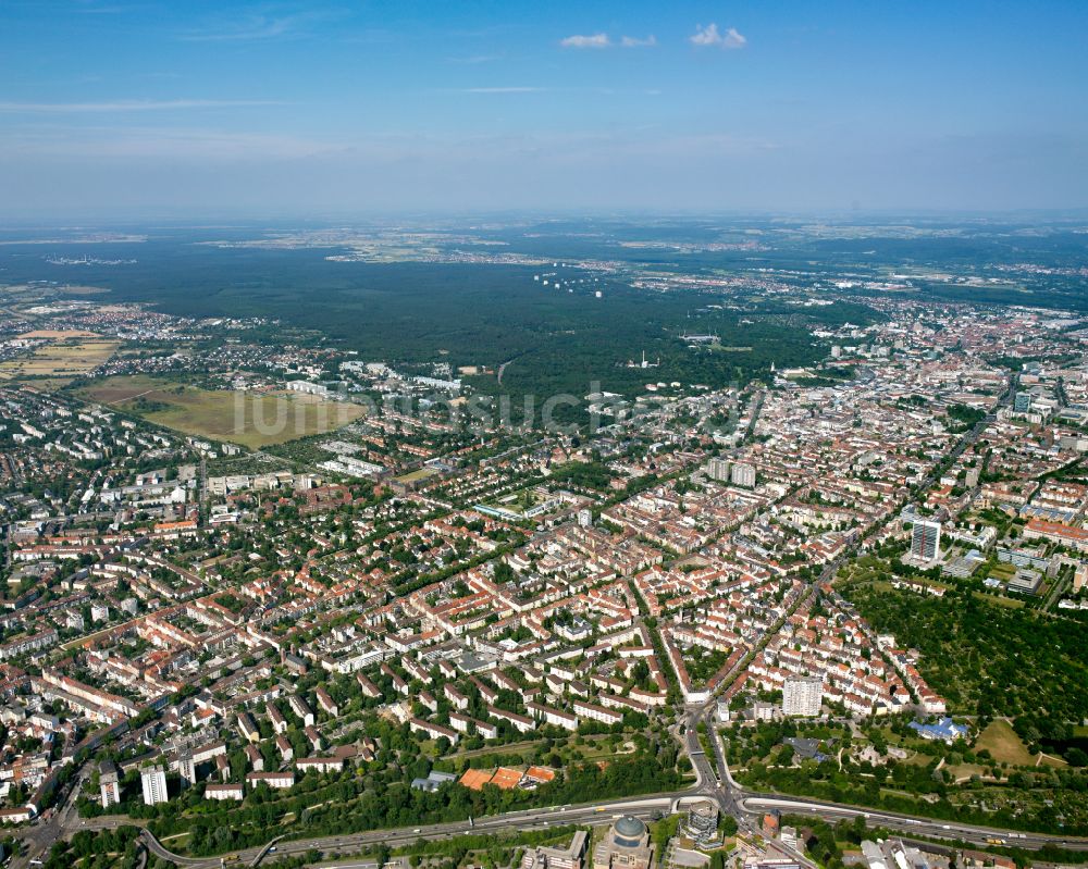 Luftbild Weststadt - Stadtzentrum im Innenstadtbereich in Weststadt im Bundesland Baden-Württemberg, Deutschland