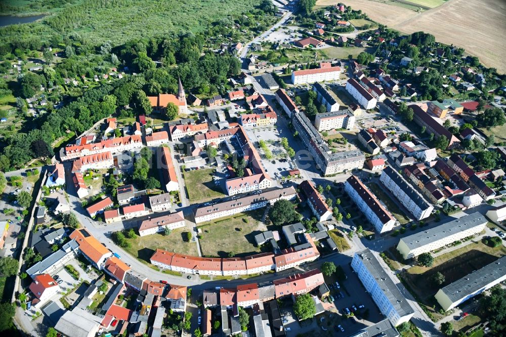 Luftaufnahme Woldegk - Stadtzentrum im Innenstadtbereich in Woldegk im Bundesland Mecklenburg-Vorpommern, Deutschland