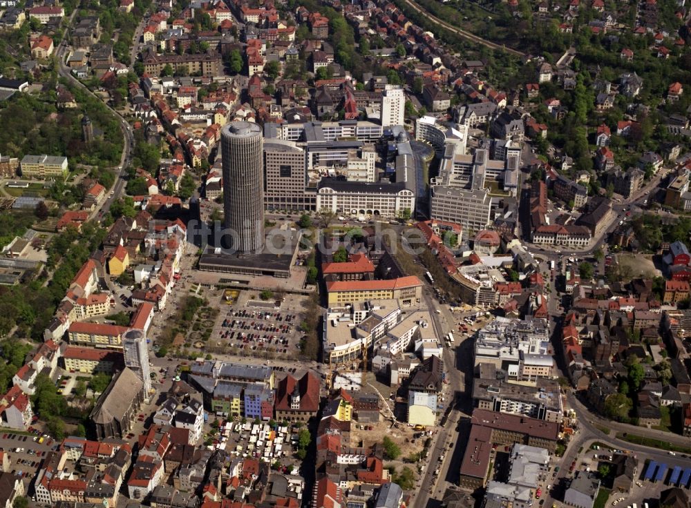 Jena von oben - Stadtzentrum mit Intershop Hochhaus in Jena im Bundesland Thüringen