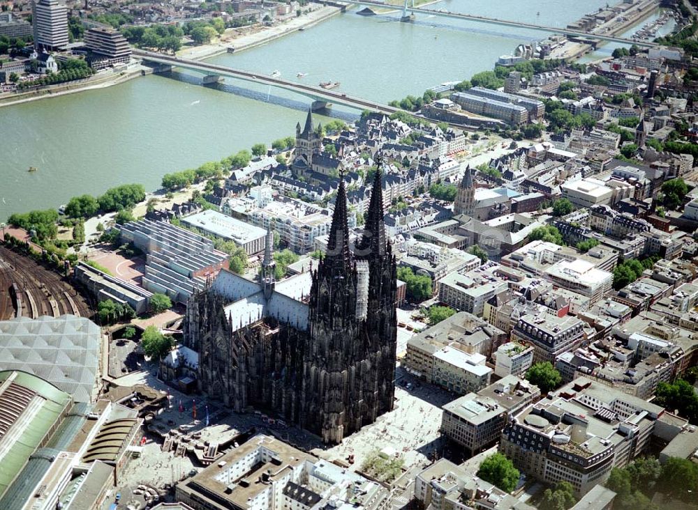 Köln von oben - Stadtzentrum Köln mit dem Dom.