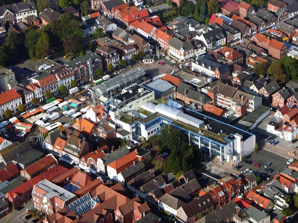 Aurich aus der Vogelperspektive: Stadtzentrum und Marktplatz von Aurich