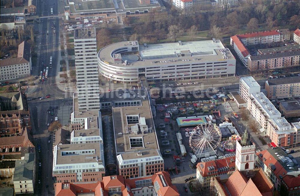 Frankfurt-Oder aus der Vogelperspektive: 18.12.2003 Stadtzentrum, Marktplatz in Frankfurt-Oder