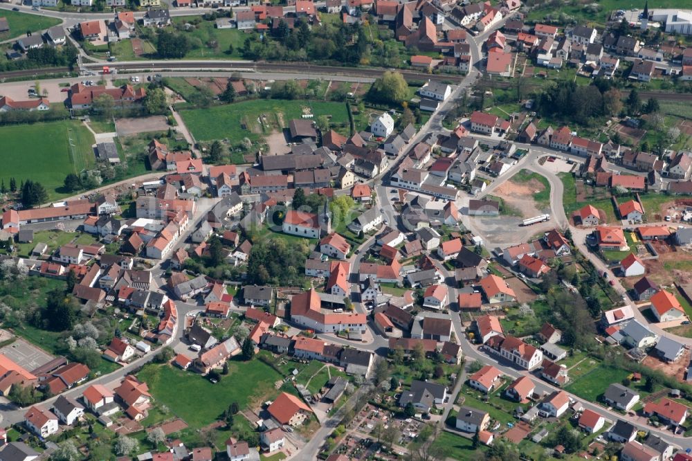 Münchweiler an der Rodalb aus der Vogelperspektive: Stadtzentrum von Münchweiler an der Rodalb im Bundesland Rheinland-Pfalz