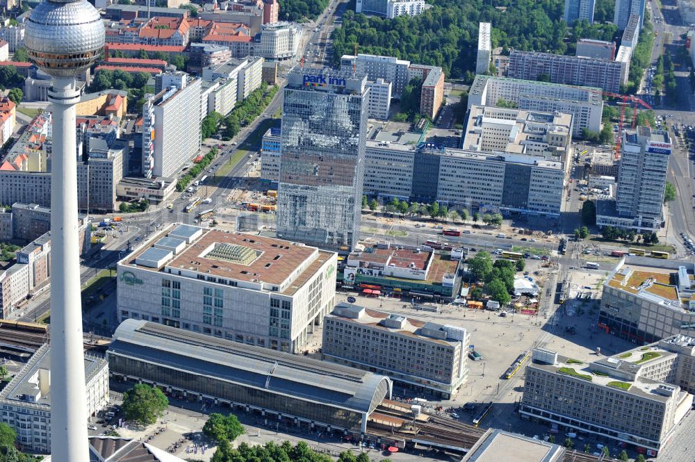 Berlin Mitte von oben - Stadtzentrum Ost am Alexanderplatz in Berlin-Mitte