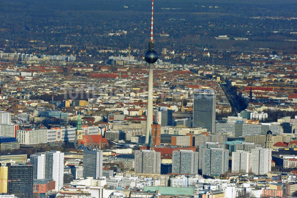 Luftbild Berlin - Stadtzentrum Ost am Berliner Fernsehturm in Berlin - Mitte