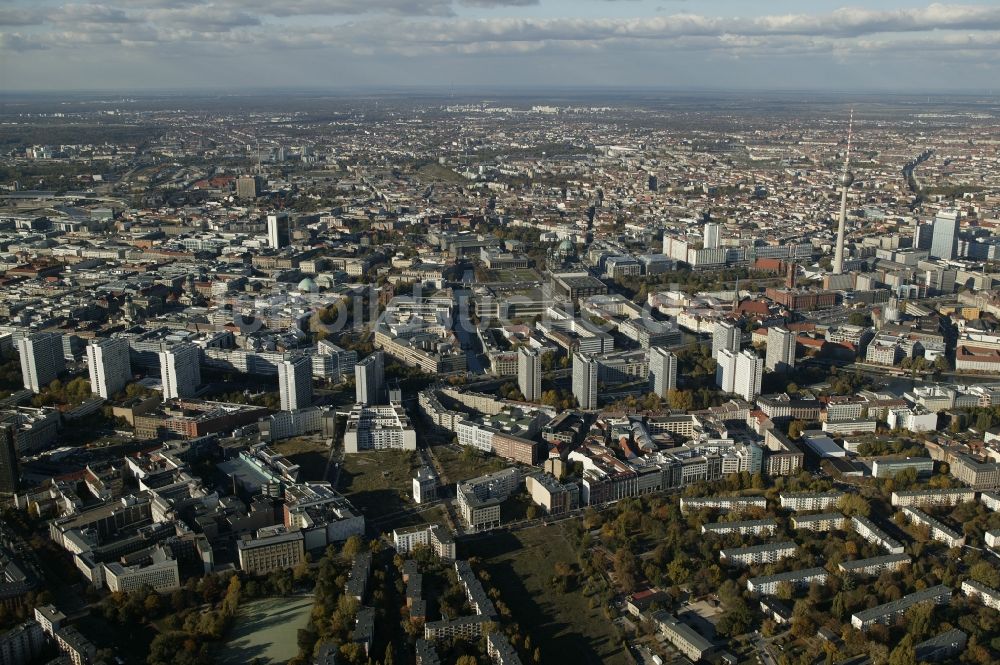 Luftbild Berlin - Stadtzentrum Ost in Mitte in Berlin