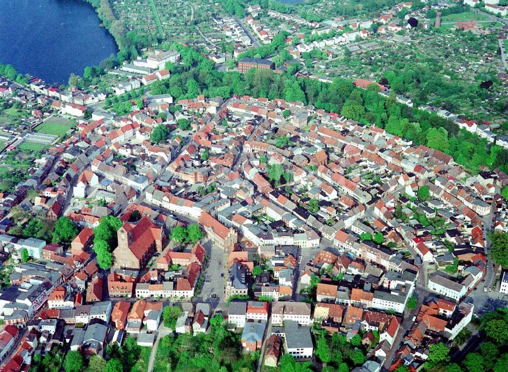 Parchim / Mecklenburg - Vorpommern aus der Vogelperspektive: Stadtzentrum von Parchim / MV