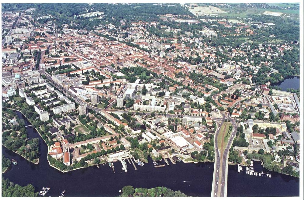 Potsdam-Stadt von oben - Stadtzentrum Potsdam.