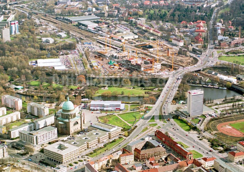 Potsdam aus der Vogelperspektive: Stadtzentrum von Potsdam mit Baustelle Potsdam-Center.