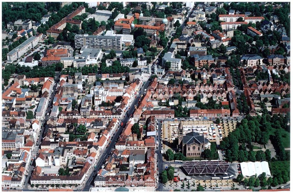 Potsdam-Stadt von oben - Stadtzentrum Potsdam mit der Brandenburger Straße.