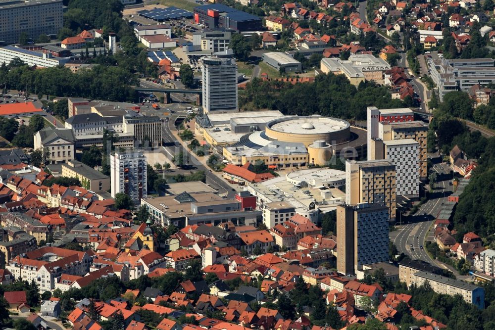 Suhl von oben - Stadtzentrum mit dem Rundgebäude des CCS Congress Centrum Suhl - Touristik und Congress GmbH in Suhl im Bundesland Thüringen