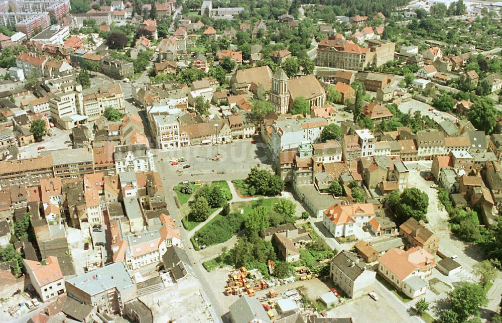 Luftaufnahme Senftenberg / Brandenburg - Stadtzentrum von Senftenberg in Brandenburg.