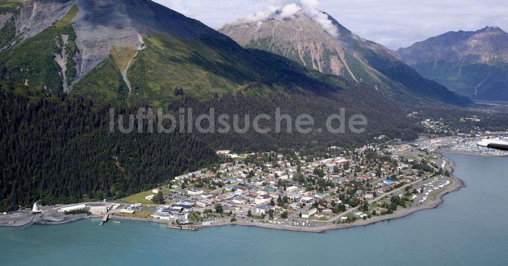 Seward von oben - Stadtzentrum Seward auf Alaska in den Vereinigten Staaten von Amerika USA