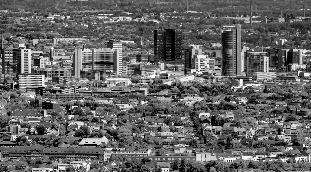 Essen aus der Vogelperspektive: Stadtzentrum mit der Skyline im Innenstadtbereich in Essen im Bundesland Nordrhein-Westfalen