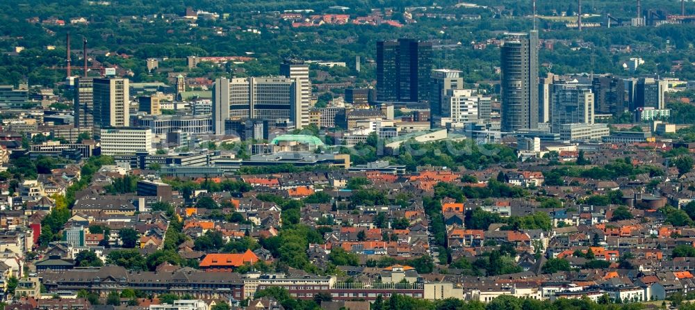 Essen aus der Vogelperspektive: Stadtzentrum mit der Skyline im Innenstadtbereich in Essen im Bundesland Nordrhein-Westfalen