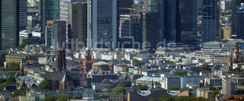 Luftbild Frankfurt am Main - Stadtzentrum mit der Skyline im Innenstadtbereich in Frankfurt am Main im Bundesland Hessen