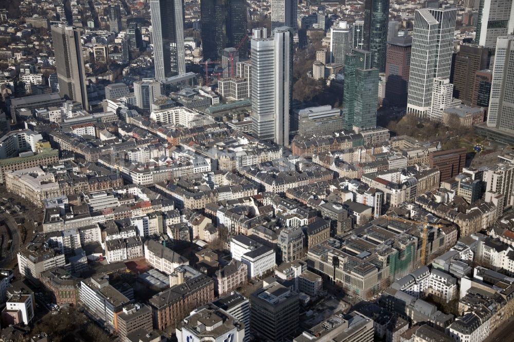 Frankfurt am Main aus der Vogelperspektive: Stadtzentrum mit der Skyline im Innenstadtbereich im Ortsteil Innenstadt in Frankfurt am Main im Bundesland Hessen