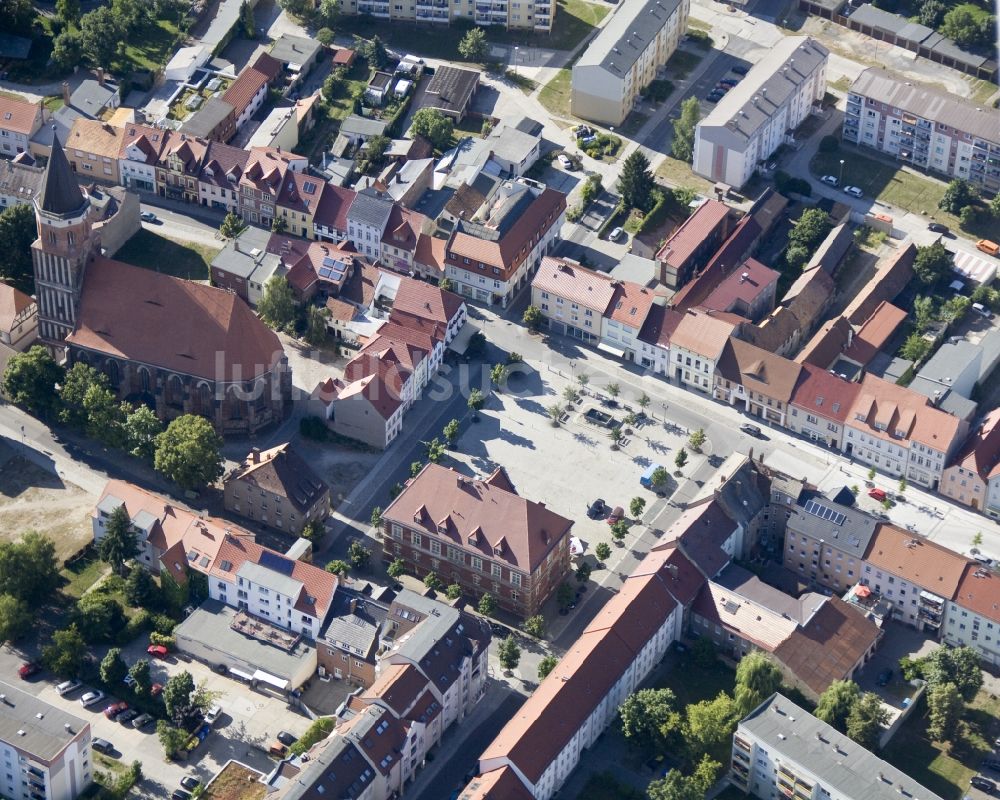 Luftaufnahme Calau - Stadtzentrum der Stadt Calau im Landkreis Oberspreewald Lausitz im Bundesland Brandenburg