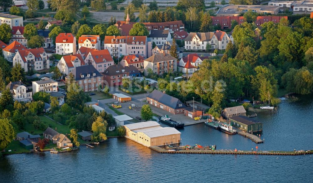 Luftbild Waren (Müritz) - Stadtzentrum Waren (Müritz) im Bundesland Mecklenburg-Vorpommern