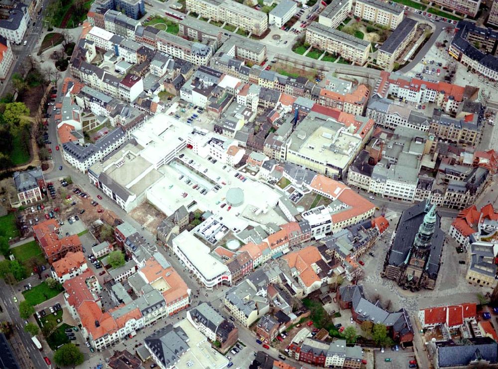 Zwickau / Sachsen aus der Vogelperspektive: Stadtzentrum von Zwickau mit neuem Einkaufszentrum.