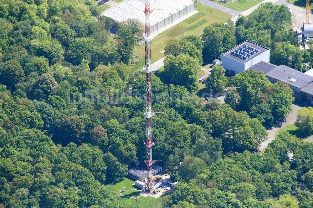 Luftaufnahme Jülich - Stahlmast- Funkturm und Sendeanlage als Grundnetzsender in Jülich im Bundesland Nordrhein-Westfalen, Deutschland