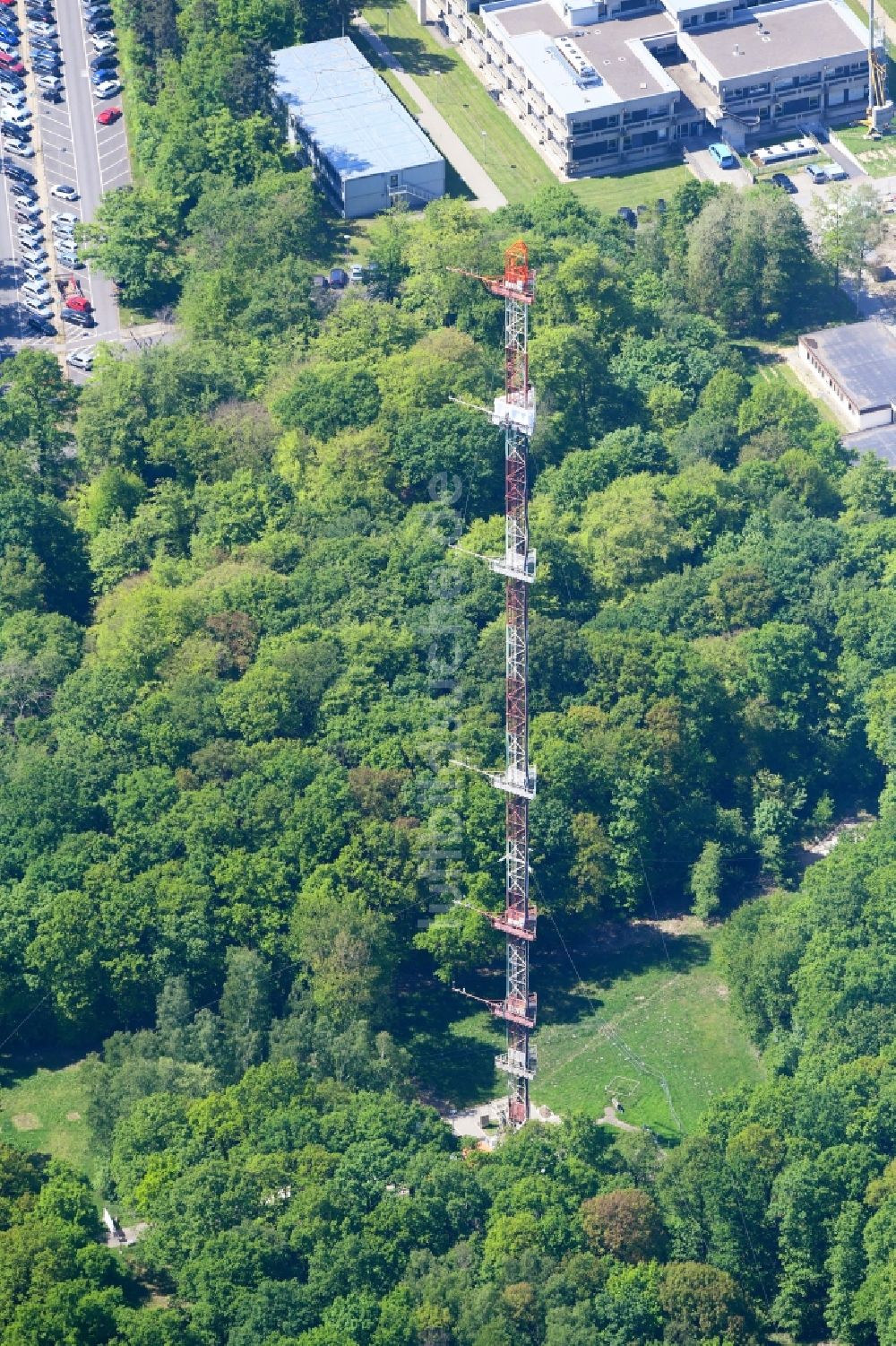 Luftbild Jülich - Stahlmast- Funkturm und Sendeanlage als Grundnetzsender in Jülich im Bundesland Nordrhein-Westfalen, Deutschland