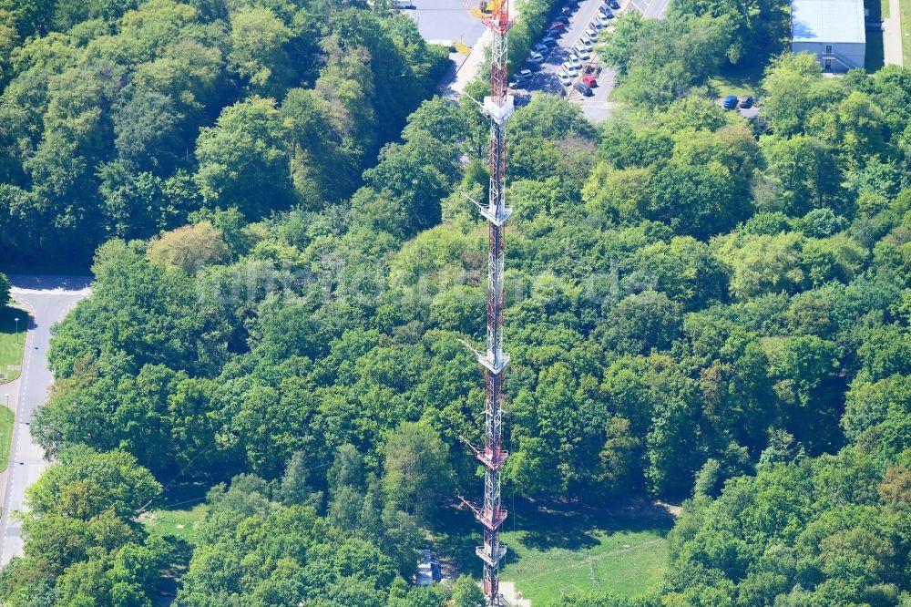 Luftaufnahme Jülich - Stahlmast- Funkturm und Sendeanlage als Grundnetzsender in Jülich im Bundesland Nordrhein-Westfalen, Deutschland