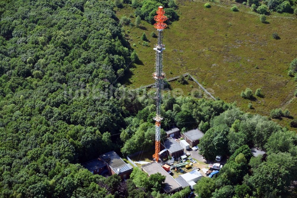 Luftbild Cuxhaven - Stahlmast- Funkturm und Sendeanlage als Grundnetzsender NDR Sender Cuxhaven-Altenwalde in Cuxhaven im Bundesland Niedersachsen, Deutschland