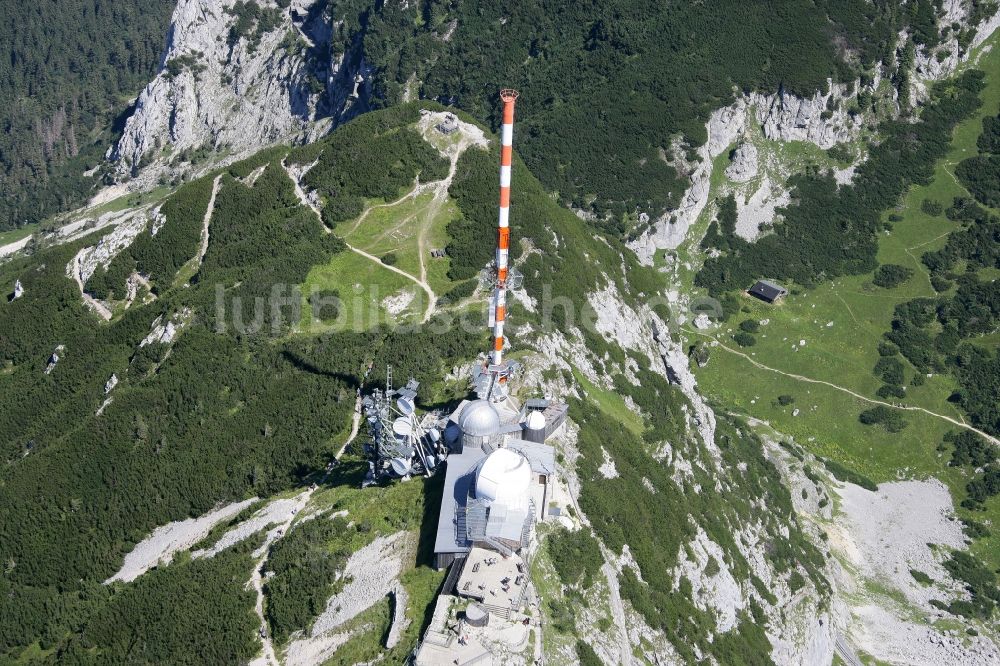 Luftbild Bayrischzell - Stahlmast- Funkturm und Sendeanlage als Grundnetzsender Sender Wendelstein in Bayrischzell im Bundesland Bayern, Deutschland