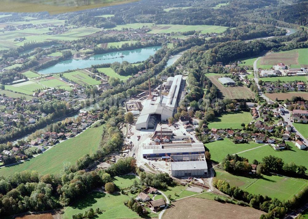 Luftbild Freilassing / Bayern - Stahlwerk Annahütte der Unternehmensgruppe MAX AICHER in Freilassing.