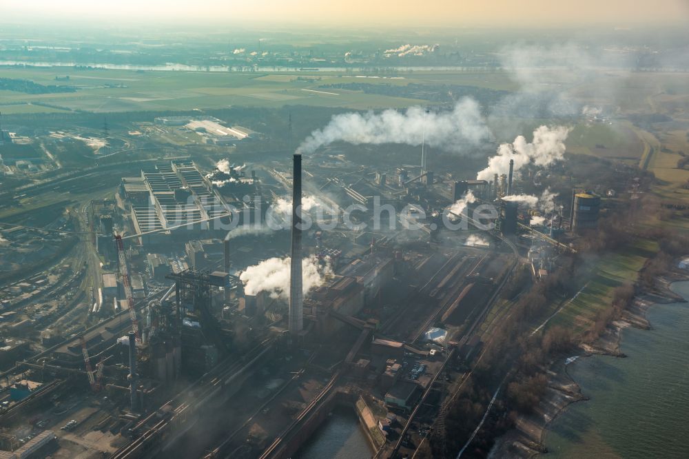 Luftaufnahme Duisburg - Stahlwerk und Hüttenwerke Krupp Mannesmann GmbH im Ortsteil Hüttenheim in Duisburg im Bundesland Nordrhein-Westfalen, Deutschland