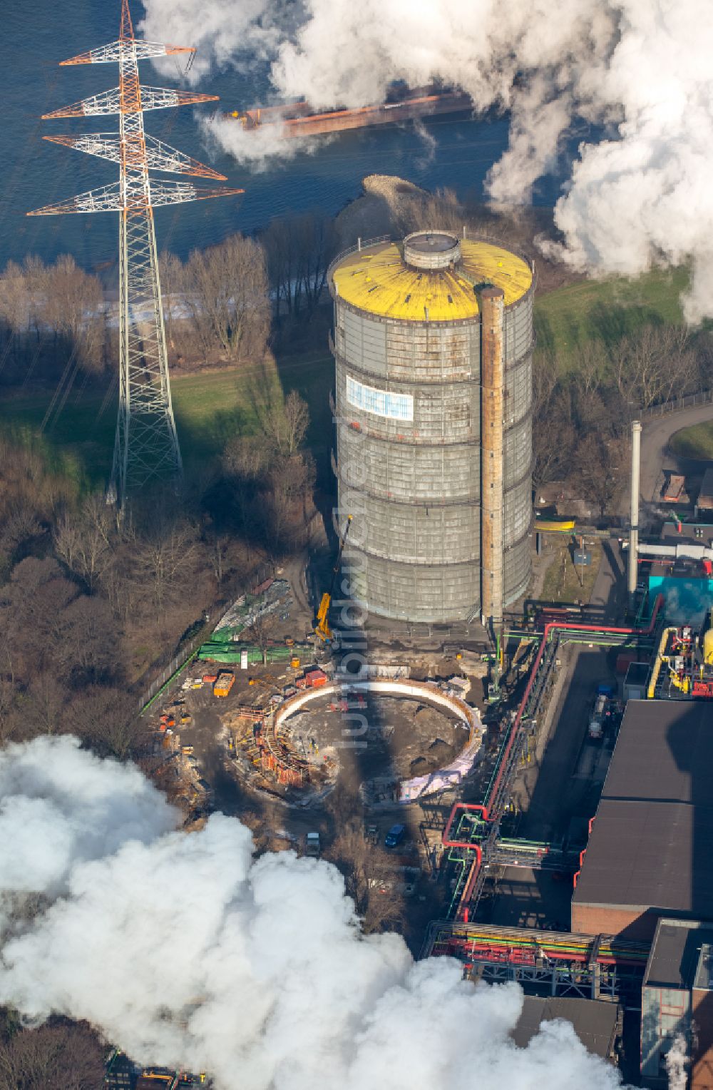 Luftbild Duisburg - Stahlwerk und Hüttenwerke Krupp Mannesmann GmbH im Ortsteil Hüttenheim in Duisburg im Bundesland Nordrhein-Westfalen, Deutschland