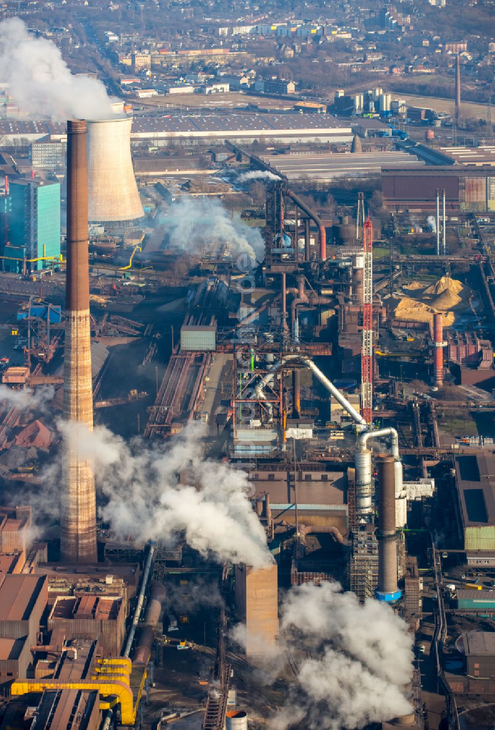 Luftbild Duisburg - Stahlwerk und Hüttenwerke Krupp Mannesmann GmbH im Ortsteil Hüttenheim in Duisburg im Bundesland Nordrhein-Westfalen, Deutschland