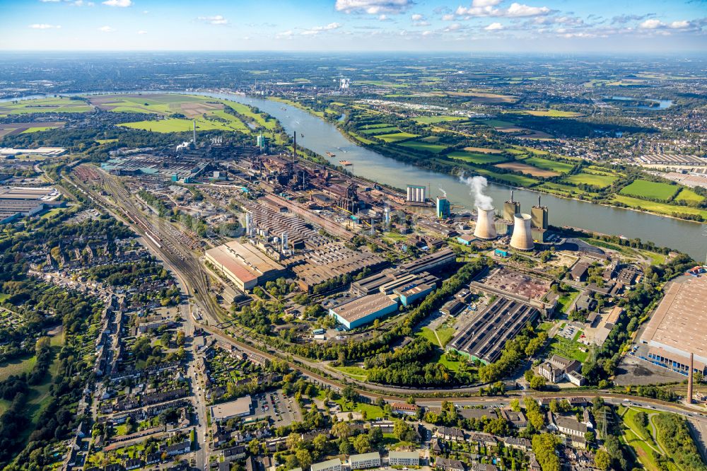 Luftaufnahme Duisburg - Stahlwerk und Hüttenwerke Krupp Mannesmann GmbH im Ortsteil Hüttenheim in Duisburg im Bundesland Nordrhein-Westfalen, Deutschland