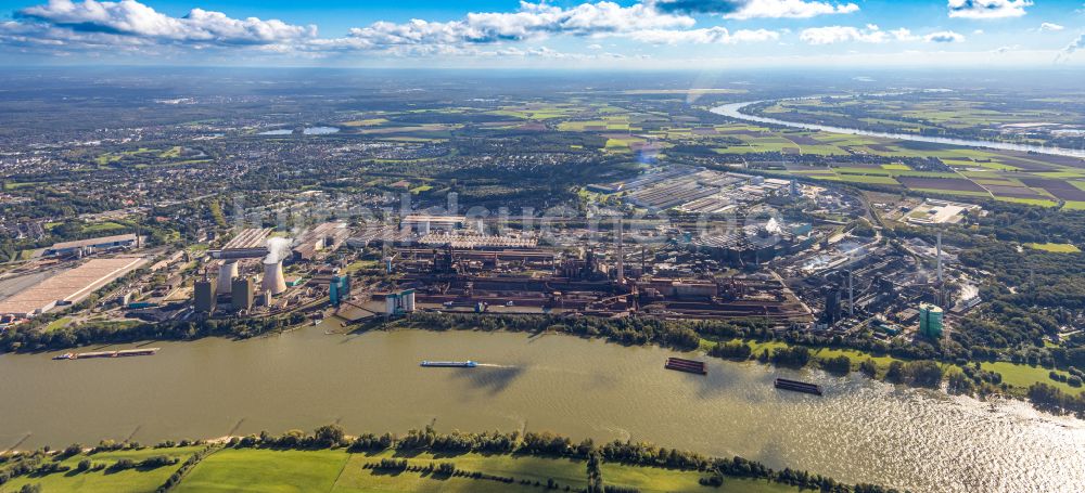 Duisburg aus der Vogelperspektive: Stahlwerk und Hüttenwerke Krupp Mannesmann GmbH im Ortsteil Hüttenheim in Duisburg im Bundesland Nordrhein-Westfalen, Deutschland