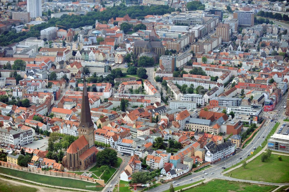 Luftbild Rostock - Standansicht der Rostocker Altstadt