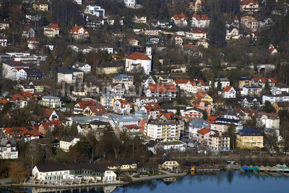 Luftbild Starnberg - Starnberg Stadtansicht mit der Kirche