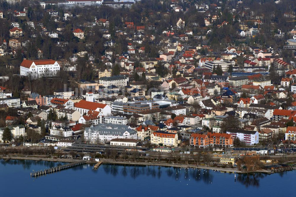 Luftaufnahme Starnberg - Starnberg Stadtansicht mit dem Schloss