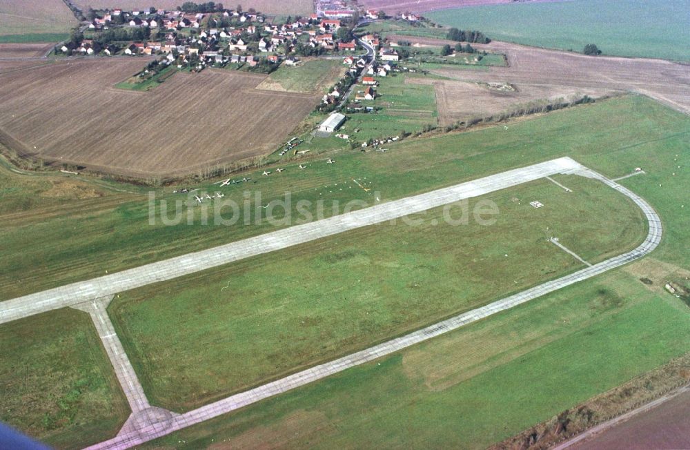 Luftaufnahme Kamenz - Start- und Landebahn des Flugplatz Kamenz in Kamenz im Bundesland Sachsen