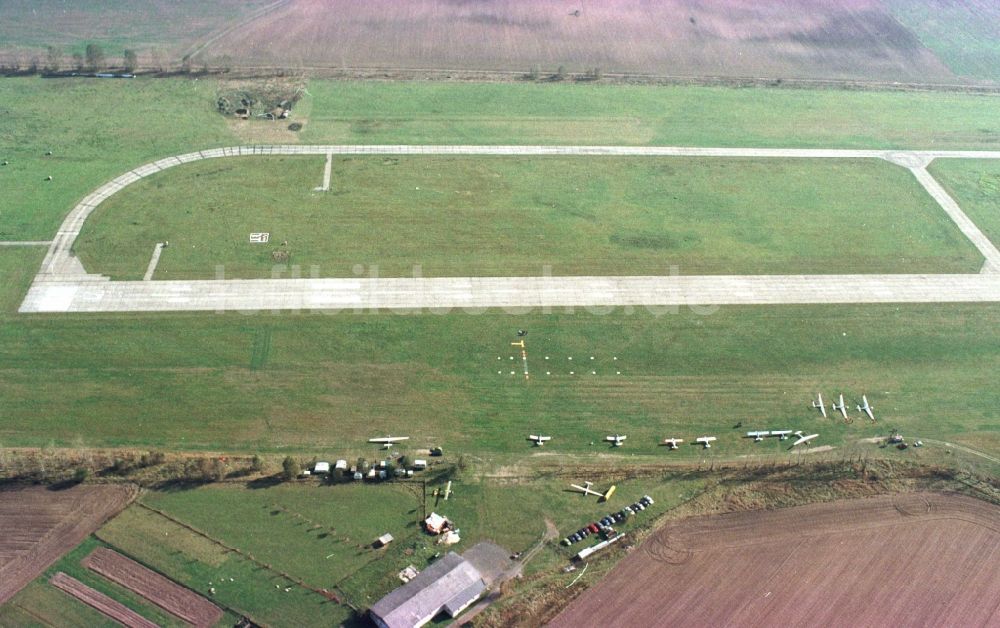 Luftbild Kamenz - Start- und Landebahn des Flugplatz Kamenz in Kamenz im Bundesland Sachsen