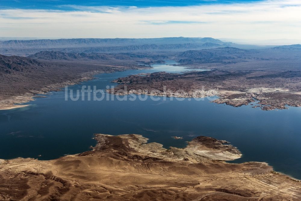 Echo Bay aus der Vogelperspektive: Staubecken und Stausee in Echo Bay in Nevada, USA