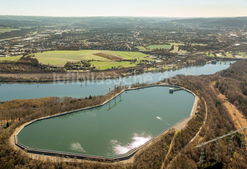 Herdecke von oben - Staubecken und Stausee im Ortsteil Hengstey in Herdecke im Bundesland Nordrhein-Westfalen