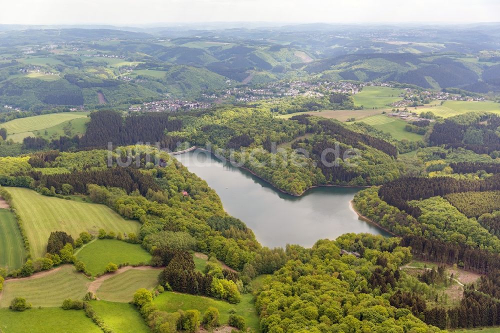 Luftaufnahme Breckerfeld - Stausee Glörtalsperre in Breckerfeld im Bundesland Nordrhein-Westfalen