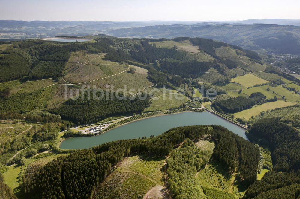 Luftbild Rönkhausen - Stausee / Speichersee / Speicherbecken Rönkhausen - Finnentrop