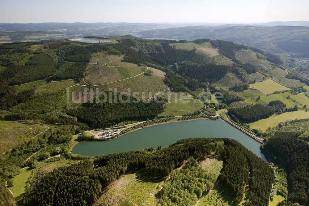 Luftaufnahme Rönkhausen - Stausee / Speichersee / Speicherbecken Rönkhausen - Finnentrop