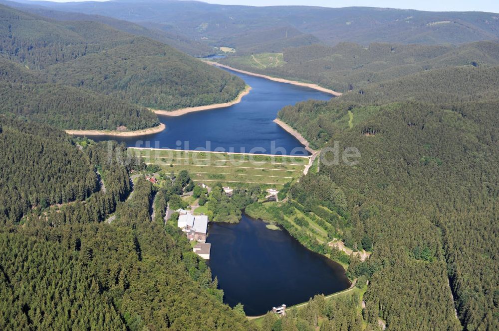 Luftbild Osterrode - Stausee und Staudamm der Sösetalsperre, einer Talsperre im niedersächsischen Teil des Harzes bei Osterode am Harz in Niedersachsen