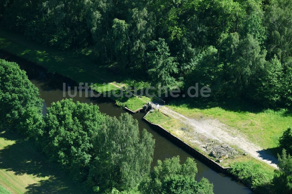 Luftbild Gischow - Staustufe / Notwehr Burow am Ufer des Flußverlauf der Müritz-Elde Wasserstraße in Gischow im Bundesland Mecklenburg-Vorpommern, Deutschland