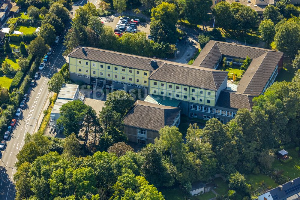 Schwelm von oben - Städtische Dietrich-Bonhoeffer- Schule in Schwelm im Bundesland Nordrhein-Westfalen, Deutschland