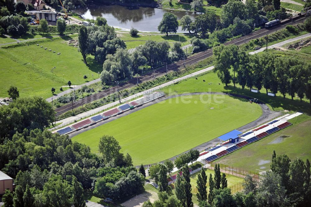 Kostrzyn / Küstrin von oben - Städtisches Sport und Freizeitzentrum